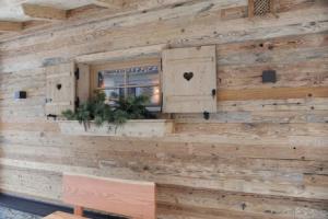 Ski in Ski out Hotel Unterellmau, Заальбах