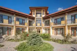 Этно-отель Маалле, Заозёрное