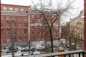 GM Трехпрудный пер.,8, Москва