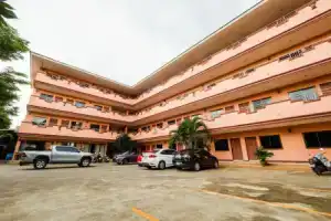 OYO 1087 Udom Khomkham Apartment, Джомтьен