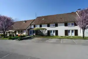 Отель «Kyriad Dijon Est - Quetigny», Дижон