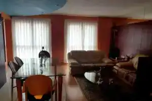 Apartment with One Bedroom in Oviedo, with Wifi - 25 Km From the Beach, Овьедо