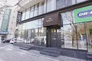 Mark Hotel Baku, Баку
