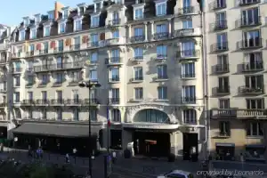 Отель «Hôtel Pont Royal», Париж