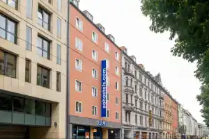 Отель «a&o München Hauptbahnhof», Мюнхен