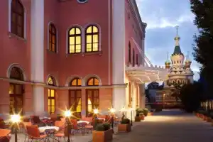 Imperial Riding School Renaissance Vienna Hotel, Вена