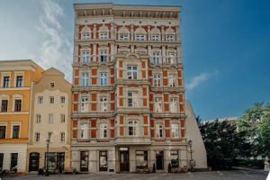 RentPlanet - plac Uniwersytecki, Вроцлав
