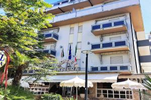 Hotel «Baviera», Соттомарина