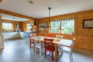 Garden View Holiday Home in Domburg near Center & Forest, Домбург
