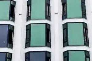 Beyaz Saray Hotel, Хопа