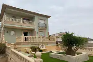 Homely Apartments Villa Castelar, Торревьеха