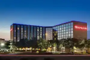 Отель «Sheraton Houston Brookhollow», Хьюстон