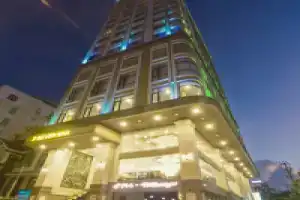 Seven Sea Hotel Da Nang, Дананг