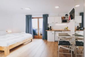 Apartments Haus Altenberger 1 Studio, Целль-ам-Зе