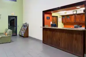 Отель «Super 8 by Wyndham/St. Petersburg Airport», Клируотер