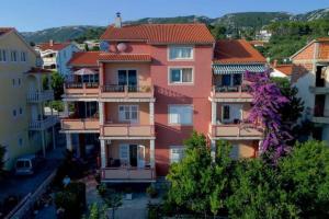 Apartment Peky, Раб