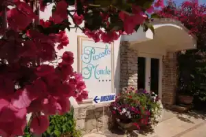 Hotel «Piccolo Mondo», Castro