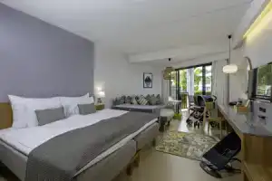 Отель «Sunwing Kamala Beach - Sha Plus», Камала