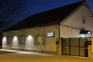 Prenoćište Kollar D Guest House, Суботица