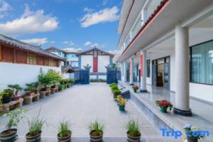 Le Er Ju · Aurora | 270 ° panoramic snow mountain vacation accommodation with you, Лицзян