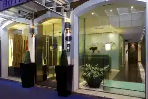 Hotel «Roberta», Местре