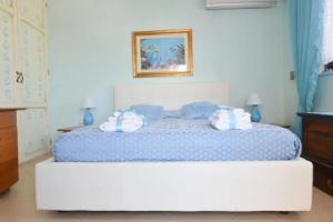 Bellissima Villa Nereide sul Mare, Торре-Санта-Сабина