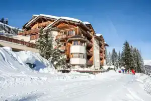 Отель «Le Strato», Куршевель