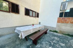 Apartment Višnja, Цриквеница
