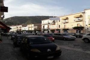 Apartment With 2 Bedrooms in Amantea, With Wonderful City View and Terrace Near the Beach, Амантея