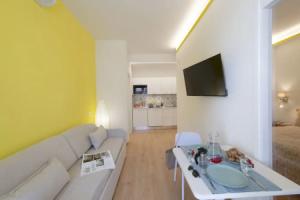 Suite Nerano - In the Center of Maiori a few Steps From the sea, Майори