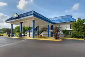 Отель «Days Inn by Wyndham North», Ноксвилл