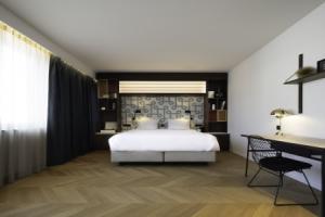 Yalo Urban Boutique Hotel Gent, Гент