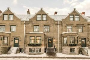 Hôtel Manoir Vieux Québec, Леви