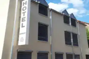 Hotel «Weinert», Нойбранденбург