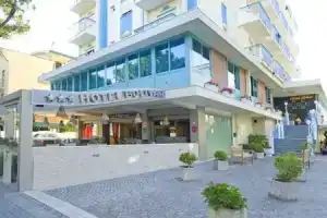 Hotel «Bolivar», Лидо-ди-Езоло