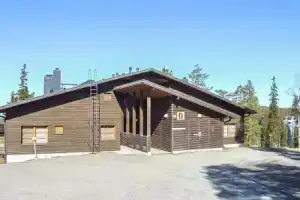 House Qruka Kuusamo, Рука