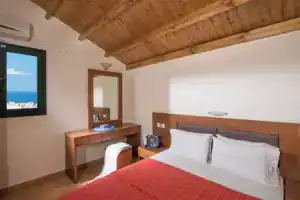 Dia Residence, Херсониссос