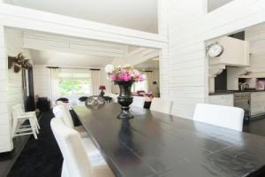 Upscale Mansion in Huisduinen North Holland With Garden, Ден-Хелдер
