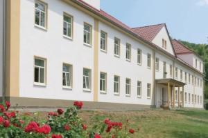 Amazing Apartment in Bad Liebenstein With 1 Bedrooms and Wifi, Бад-Либенштайн