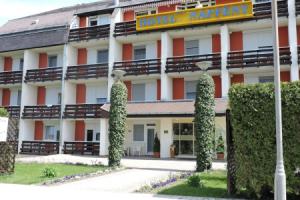 Napfeny Hotel, Залакарош