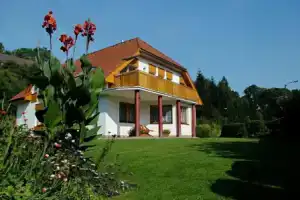 Pension b&b, Врхлаби