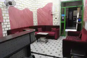 Emerald Hotel, Каир