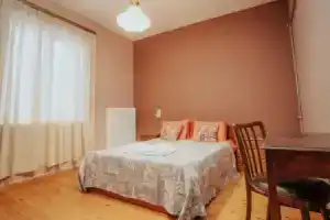 Kalavrita downtown 3 bedroom house for 6 pers, Калаврита