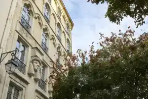 Отель «Hôtel du Sentier», Париж