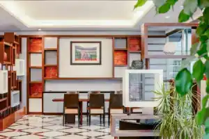 Rondo' Hotel, Бари