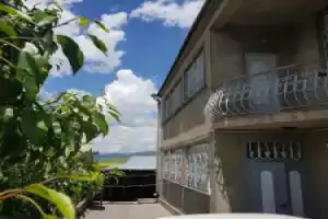Mountain Lake Villa b&b, Севан