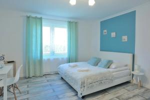 Lu Apartments - Marine Apartment, Освенцим