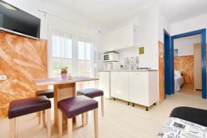 Goga - With Free Parking - A4, Водице
