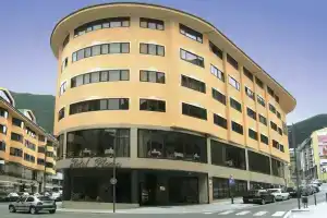 Hotel «Plaza», Андорра-ла-Велья