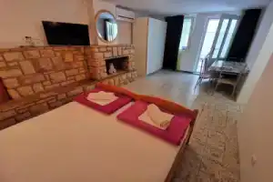 Apartment 4 Niko 4 1 pax, Цриквеница
